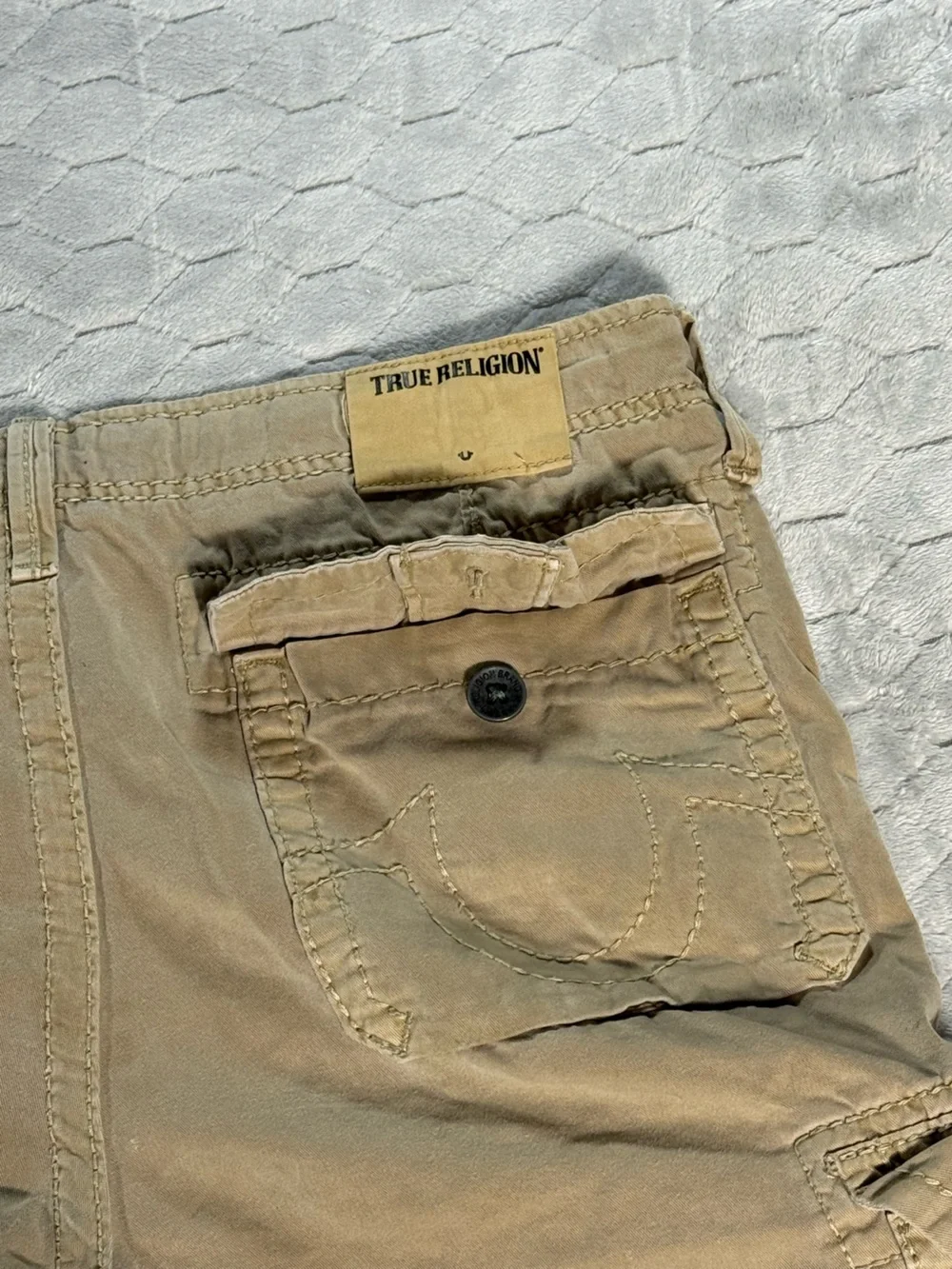 True Religion Cargo Shorts Mens 34 Fits 38 Tan Khaki Utility Y2K Cargo Shorts